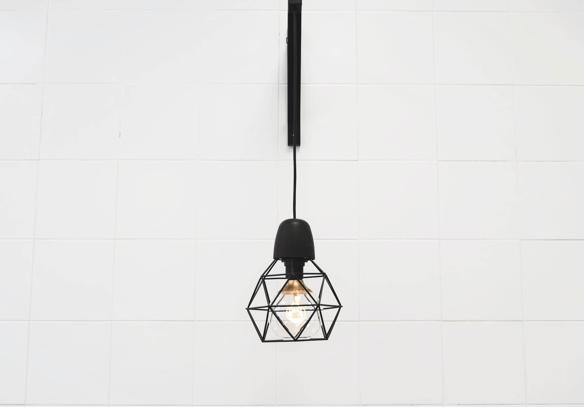 Hanging Metal Lamp